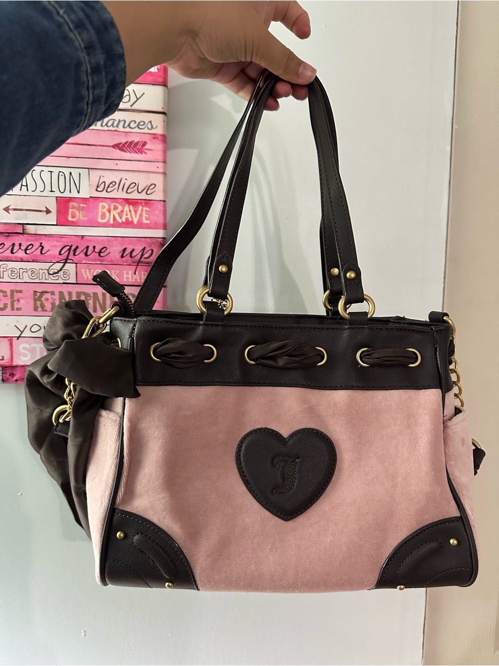 Juicy Couture Pink and Brown Logo Shoulder Bag with Heart Charm - Picture 3 of 12